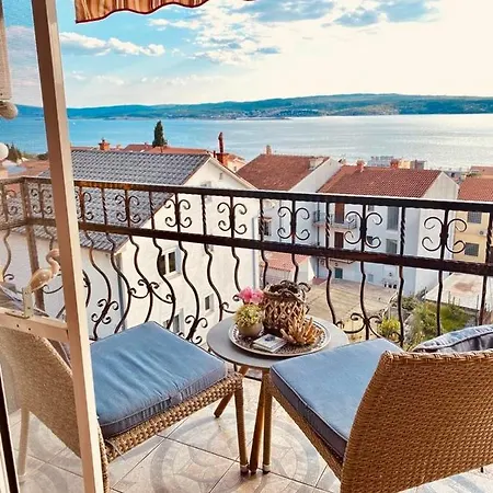 Apartman Silvija Crikvenica Exterior foto
